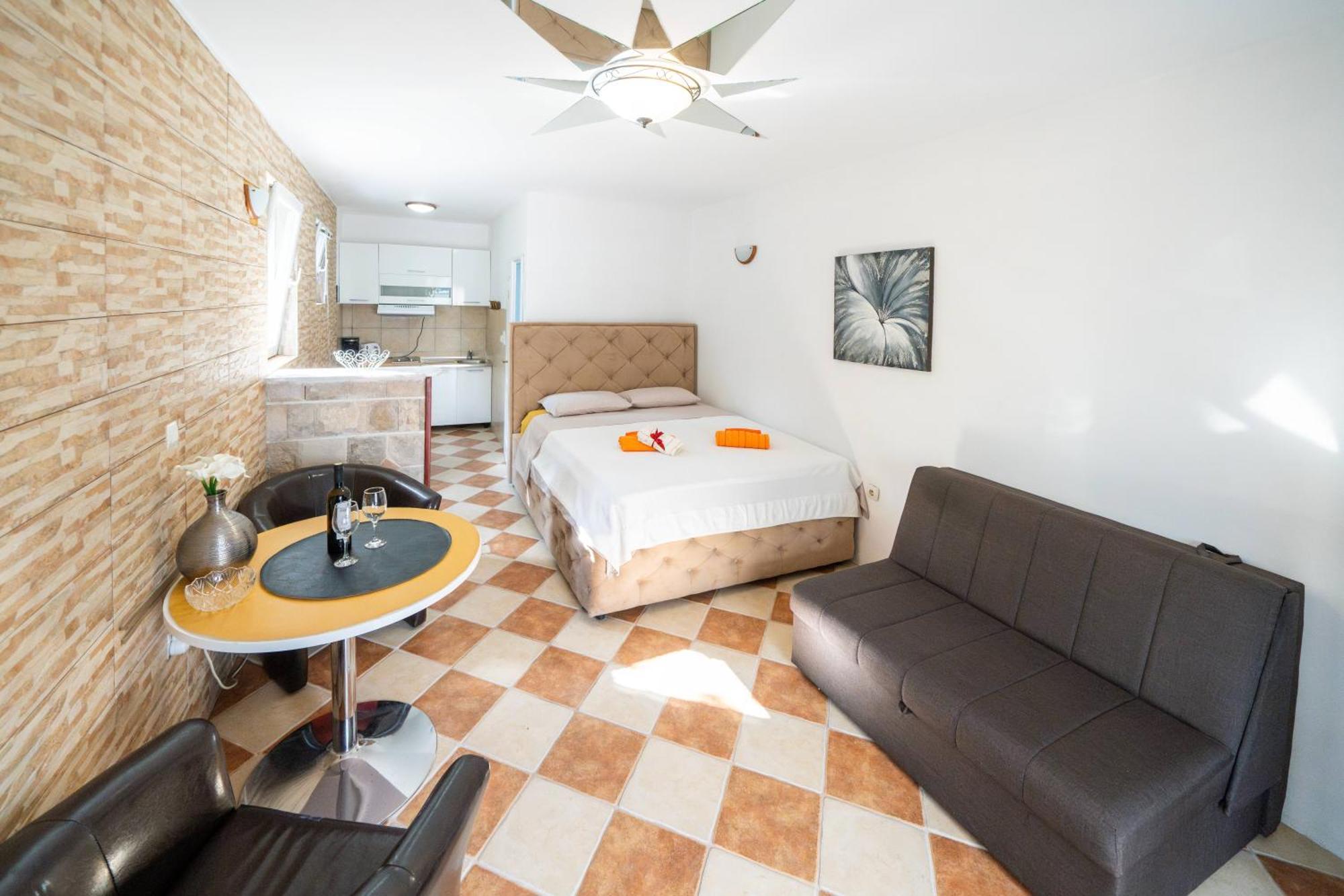 Apartments Vukovic Kotor Eksteriør bilde