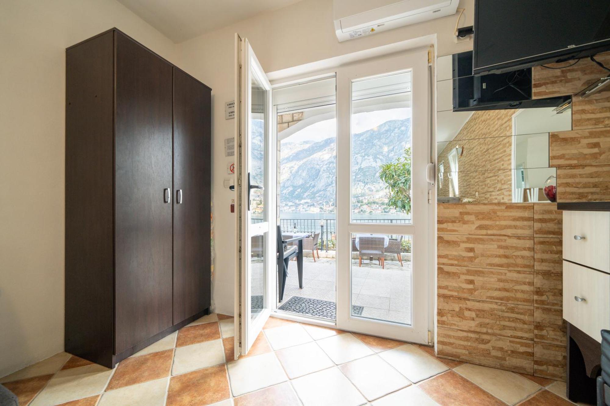 Apartments Vukovic Kotor Eksteriør bilde